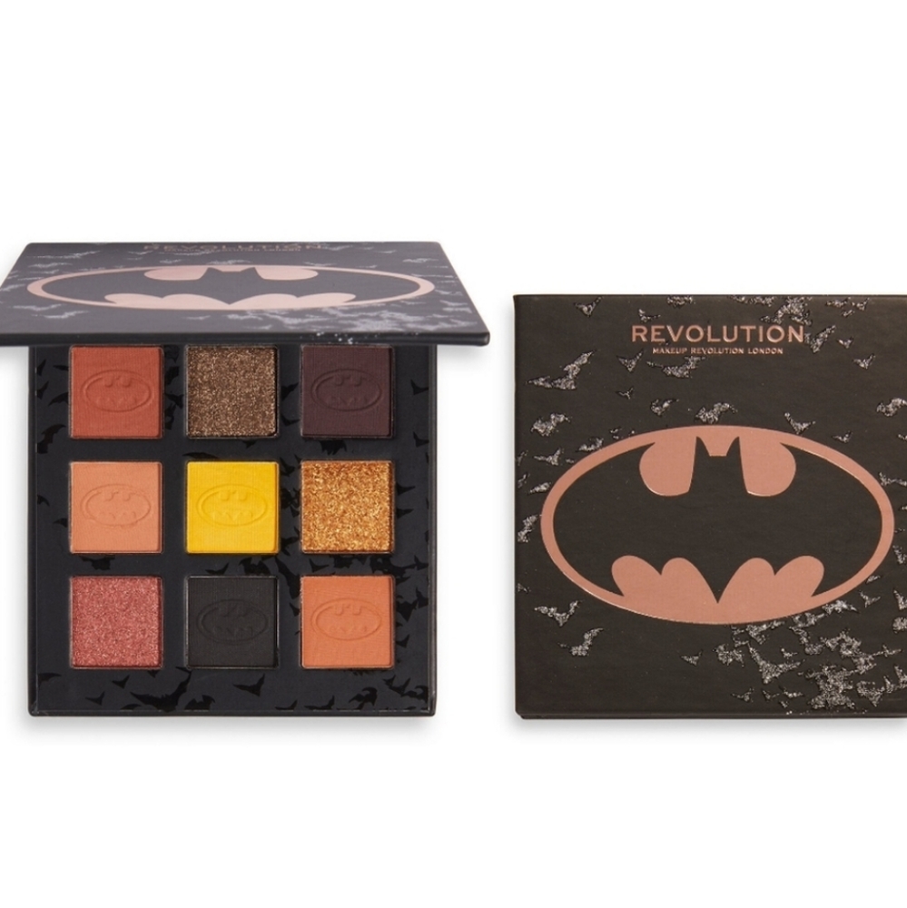 NEW Limited Edition BATMAN Revolution eye shadow palette 9 shades HALLOWEEN